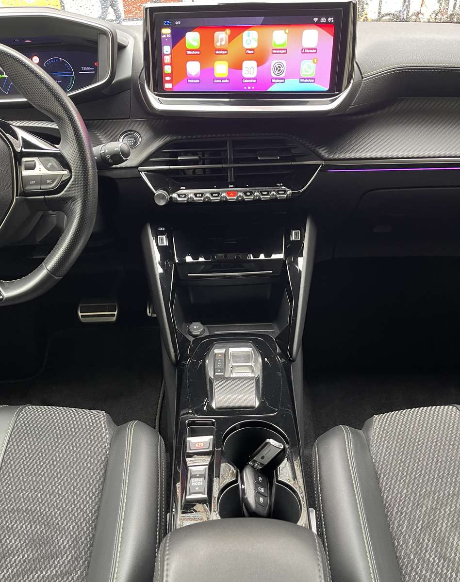 PEUGEOT 2008 II (2) ELECTRIQUE 54 KWH 156 GT 14