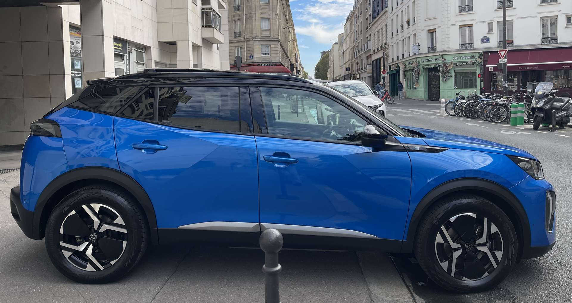 PEUGEOT 2008 II (2) ELECTRIQUE 156 GT 54 KWH 1