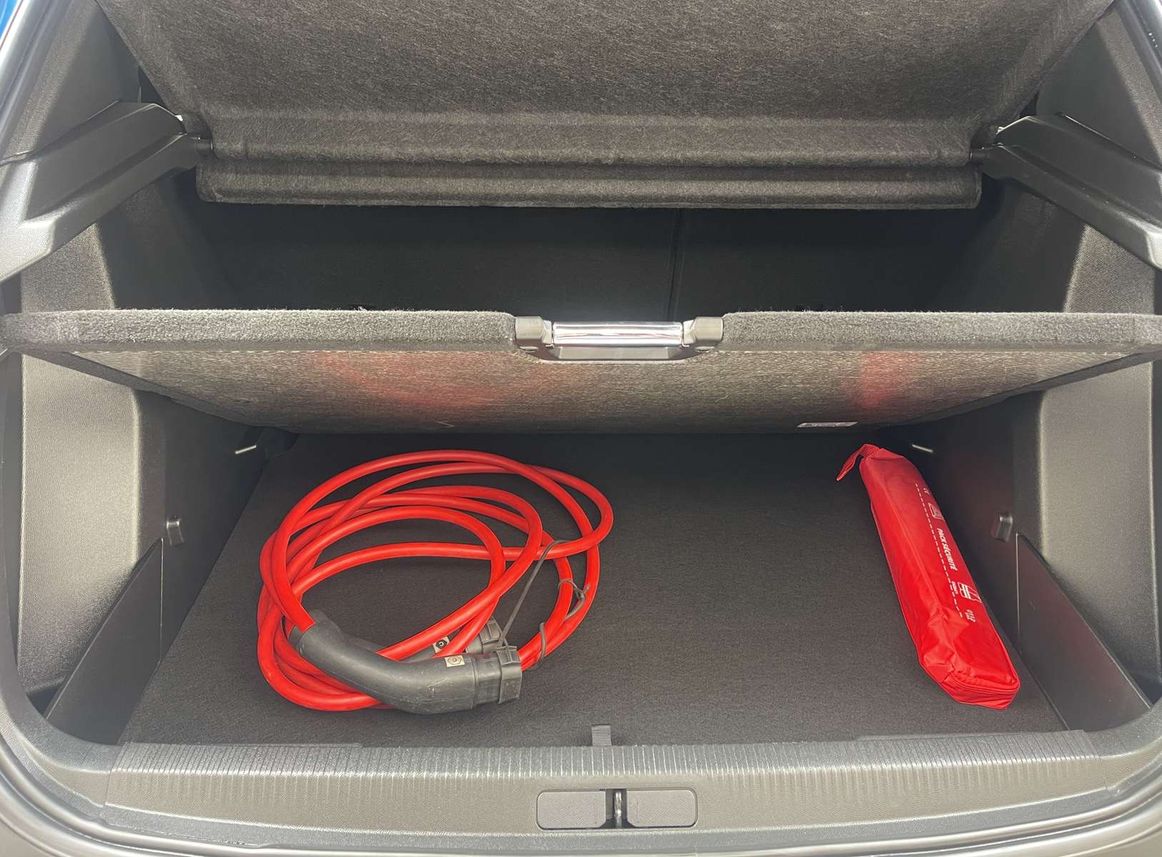 PEUGEOT 2008 II (2) ELECTRIQUE 156 GT 54 KWH 18