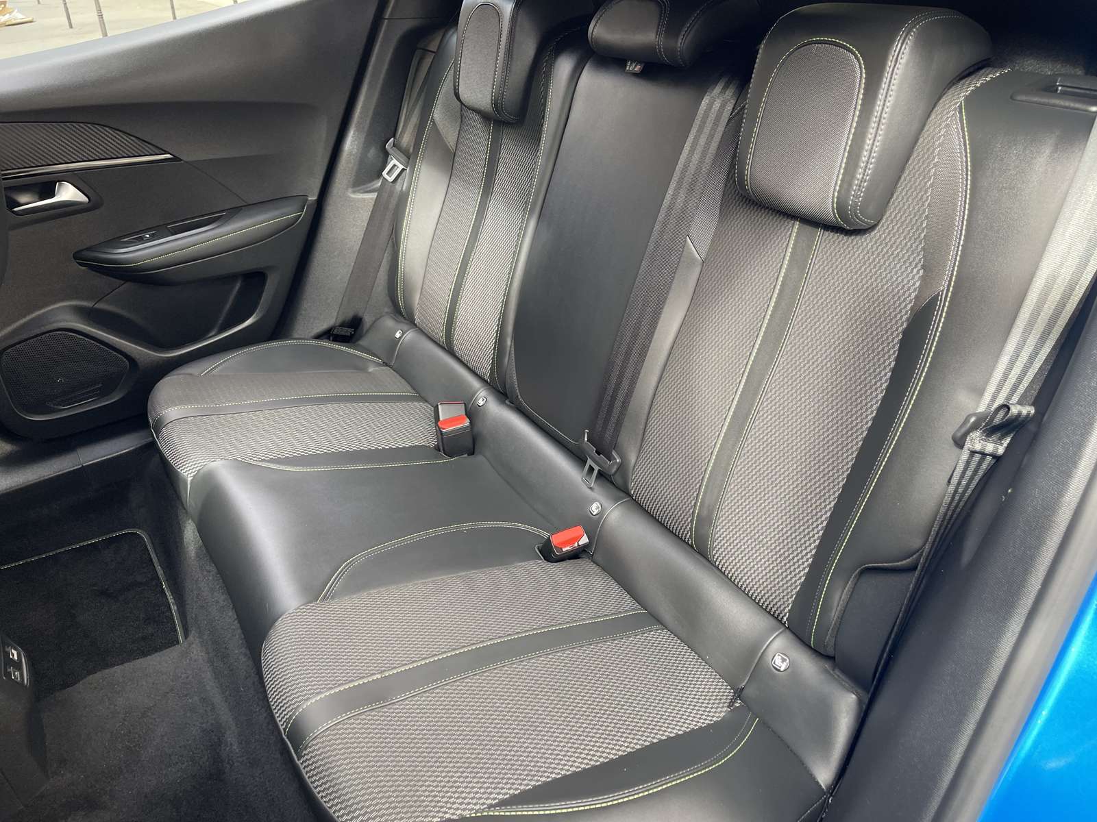 PEUGEOT 2008 II (2) ELECTRIQUE 156 GT 54 KWH 9