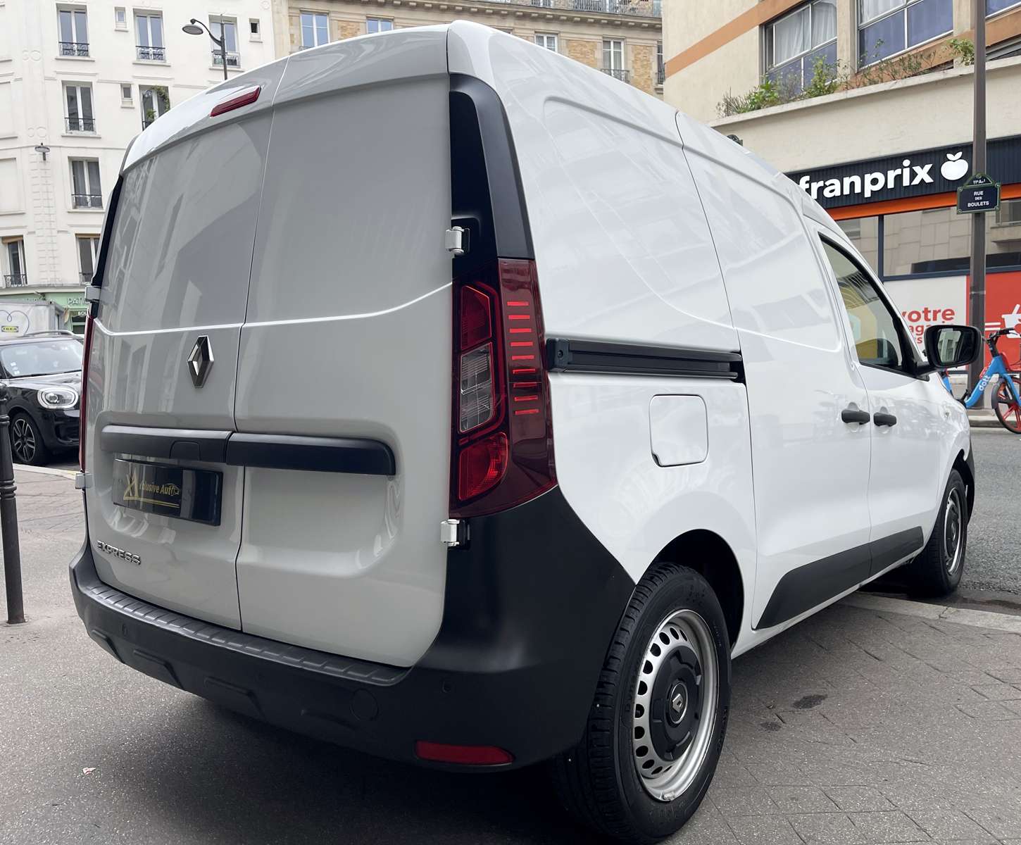 RENAULT EXPRESS VAN II VAN 1.3 TCE 100 CONFORT 8990€ TTC 2