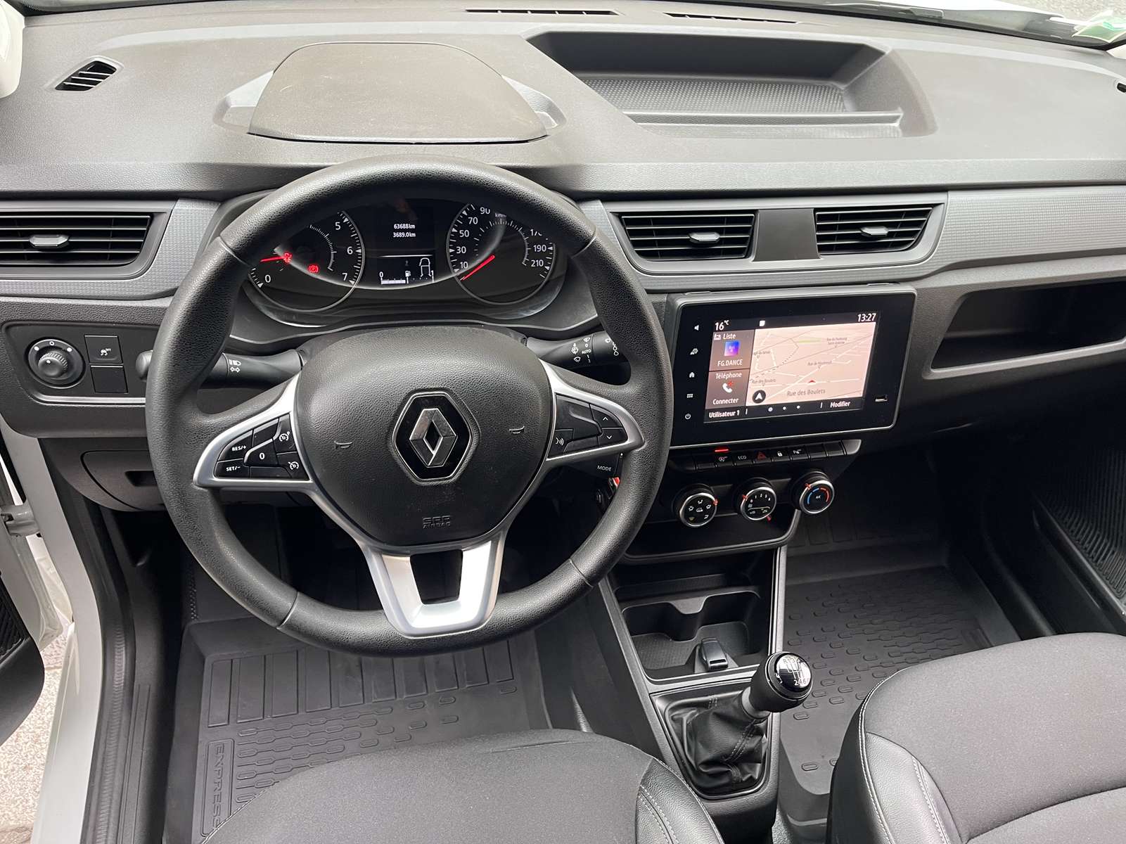 RENAULT EXPRESS VAN II VAN 1.3 TCE 100 CONFORT 8990€ TTC 12
