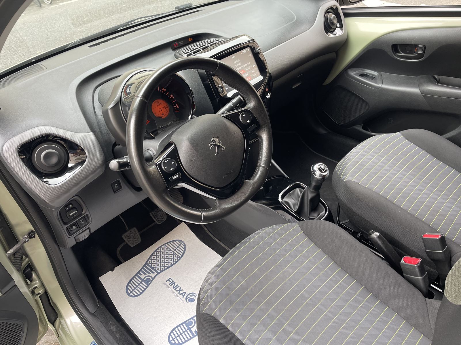 Peugeot 108 VTi 72 Style S&S 1ère main 11