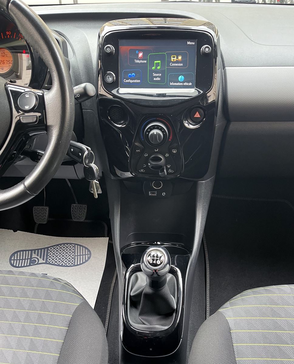 Peugeot 108 VTi 72 Style S&S 1ère main 14